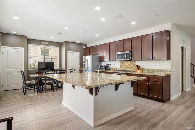 Building Photo - 36407 Yarrow Ct