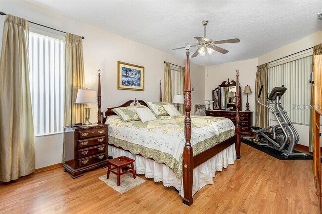 Building Photo - 10001 Highland Woods Ct