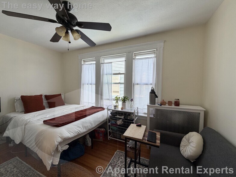 Building Photo - 33-35 Magnus Ave Unit #3