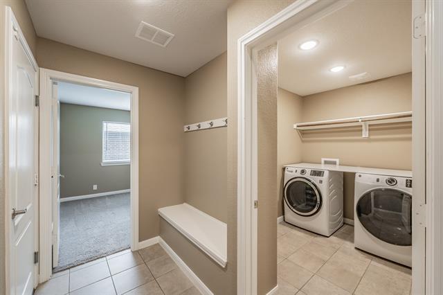 Building Photo - 1116 Kingbird Ln