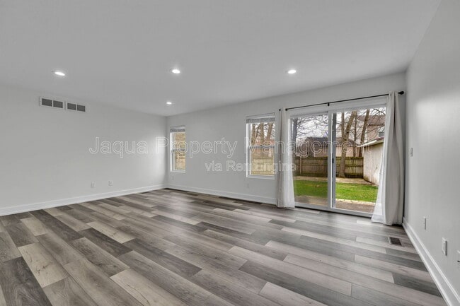 Building Photo - 4715 Marcel Ave Ave