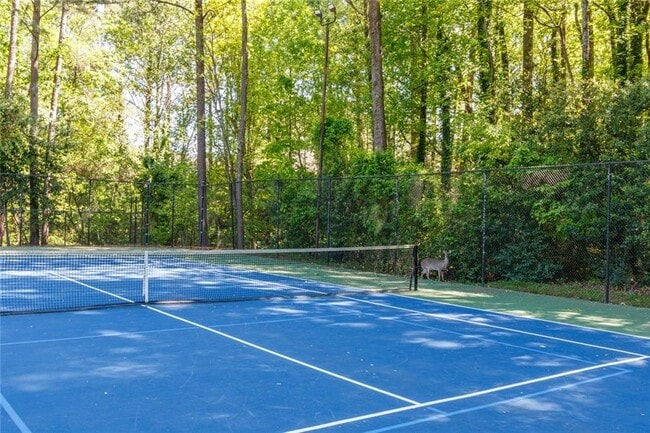 Building Photo - 3005 Seven Pines Ln