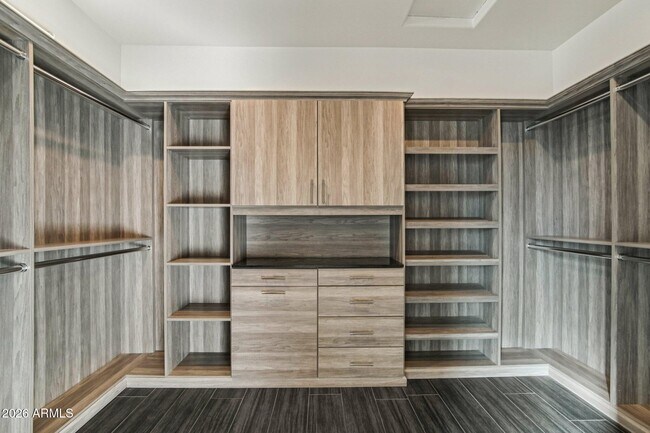 Building Photo - 6991 W Firebird Dr