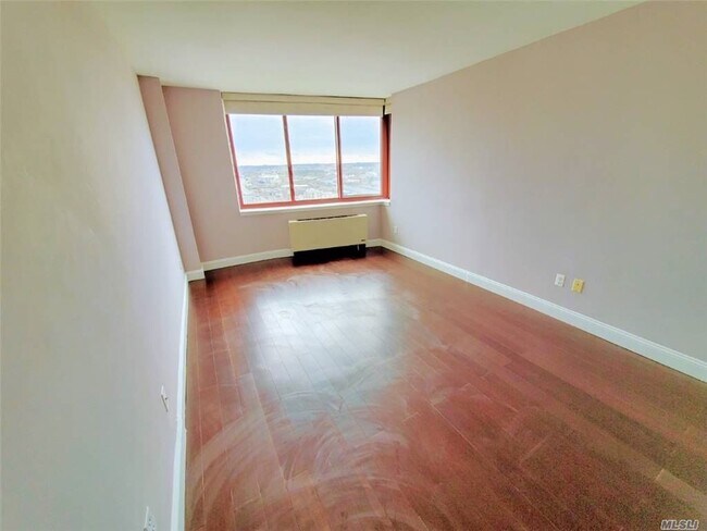 Building Photo - 474 48th Ave-