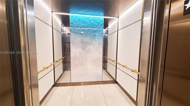 Building Photo - 3100 N Ocean Dr