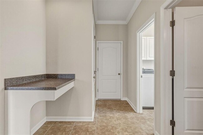 Building Photo - 5962 Paxton Ct