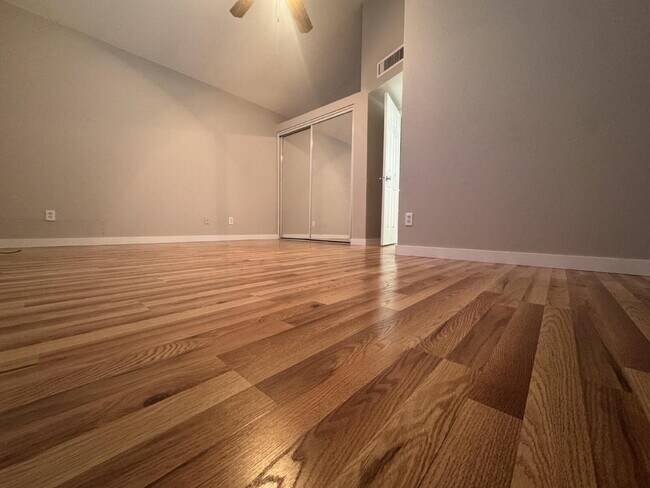 Building Photo - 2 Bed / 2.5 Bath Townhome in Chandler