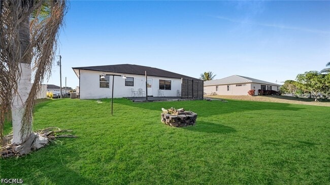 Building Photo - 918 Acroft Ave