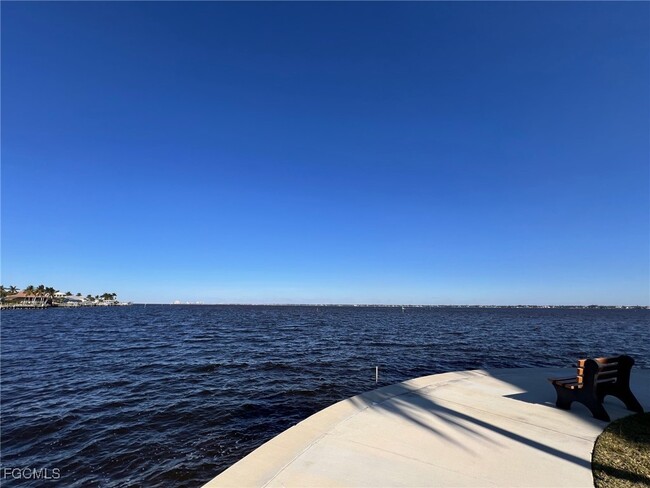 Building Photo - 4015 SE 20th Pl