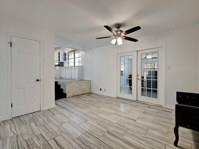 Building Photo - 1802 Temple Dr