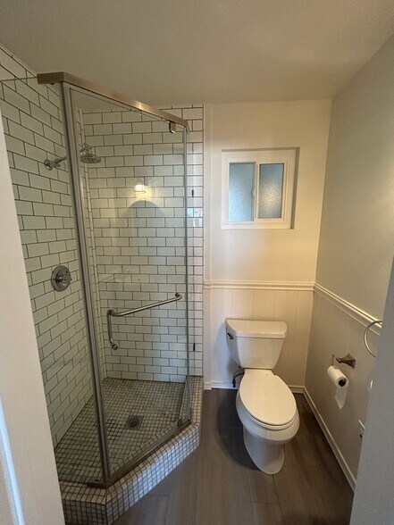 Building Photo - 1916 Felice Dr