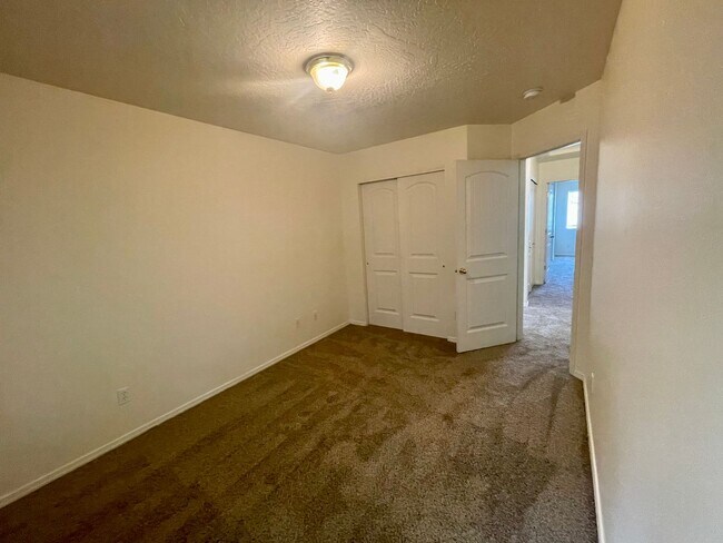 Building Photo - 3484 Vela Pl