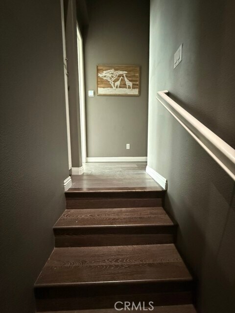 Building Photo - 422 W Rte 66