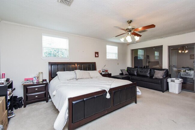 Building Photo - 7719 Apache Plume Dr