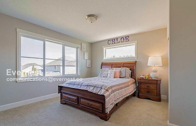 Building Photo - 5 Bed, 4 Bath / Section 8 Accepted / Available now!