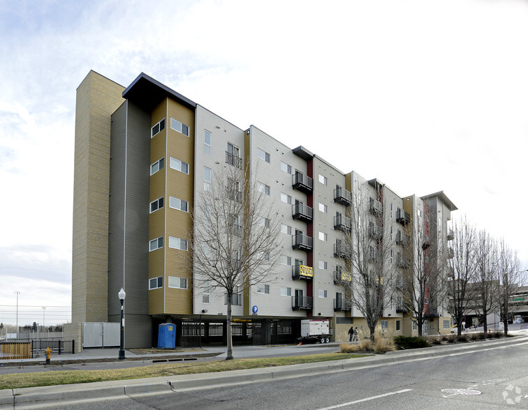 Building Photo - University Station Senior