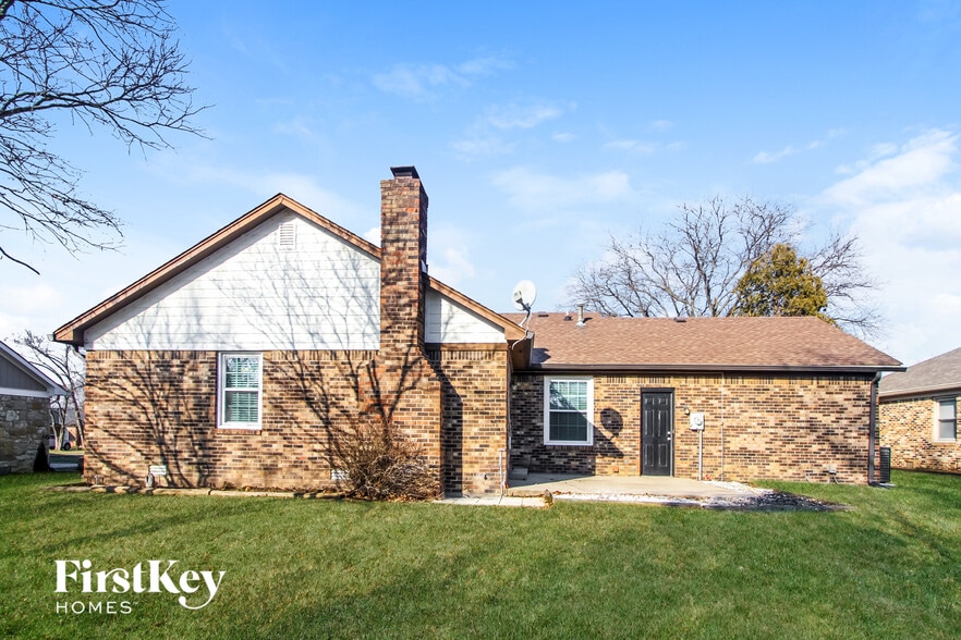 Building Photo - 8141 Warbler Way