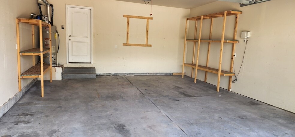 Building Photo - 224 E 1500 S