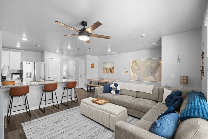 Building Photo - 332 Bayou Loop