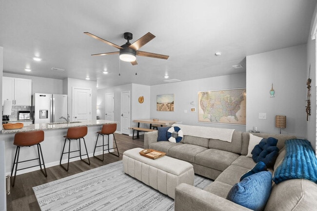 Building Photo - 332 Bayou Loop