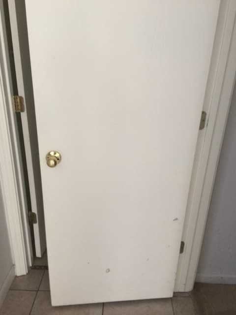 Building Photo - 2328 S Fallbrook Dr