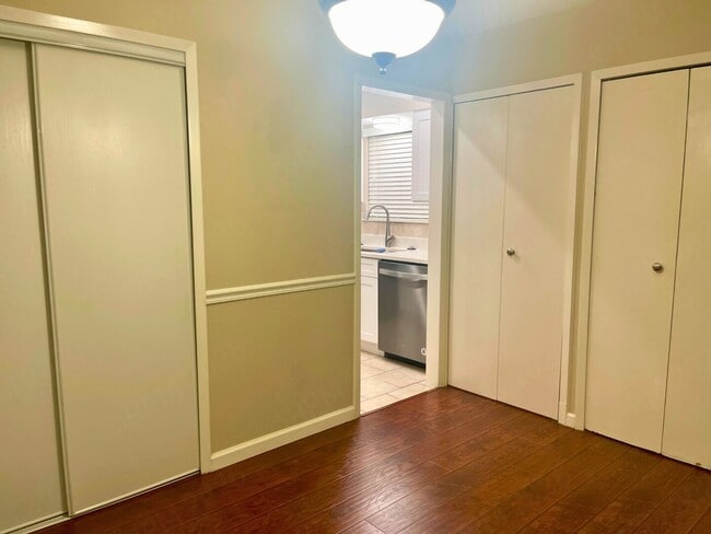 Building Photo - Move-In Special. ½ off the first full month's rent with a 12-month lease