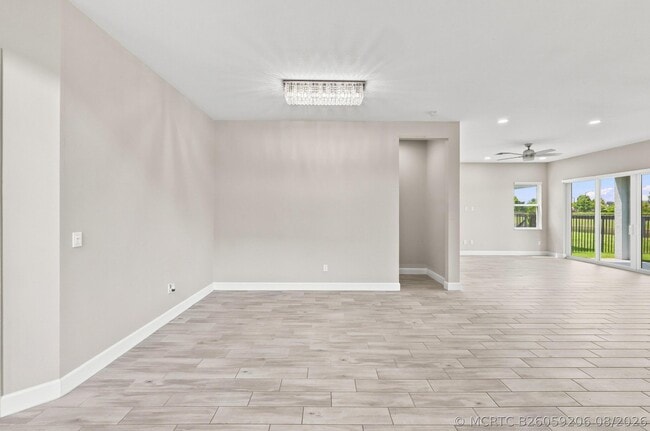 Building Photo - 5608 Macoon Wy