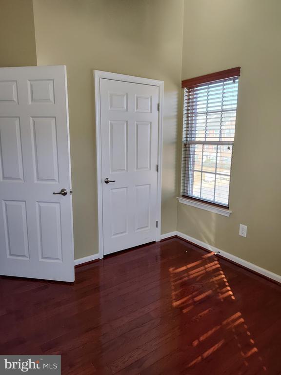 Building Photo - 1022 Ironwood Ln