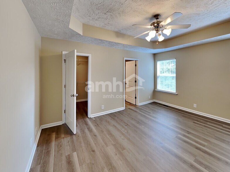 Building Photo - 112 Tulip Grove Point