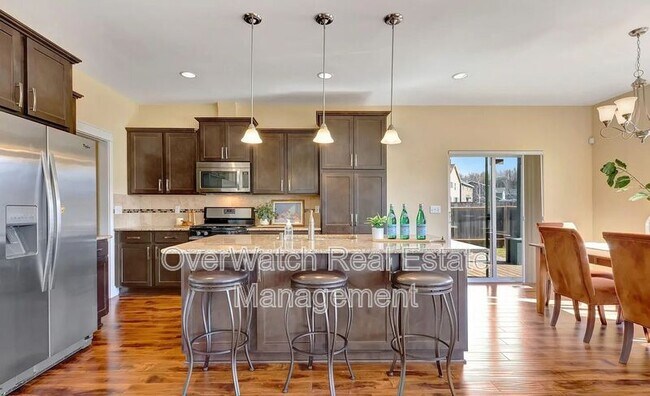 Building Photo - 5845 Grand Teton Loop