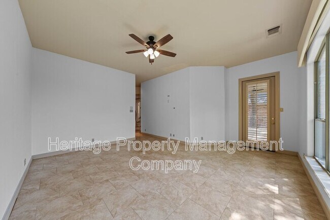 Building Photo - 131 Westcourt Ln