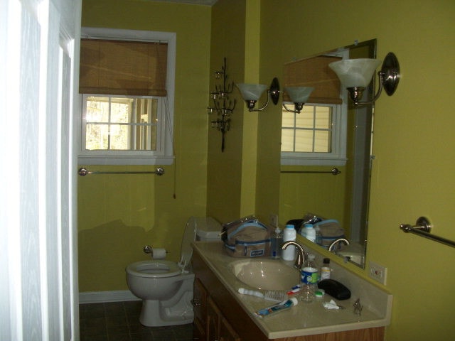 Building Photo - 1234 Evans Rd