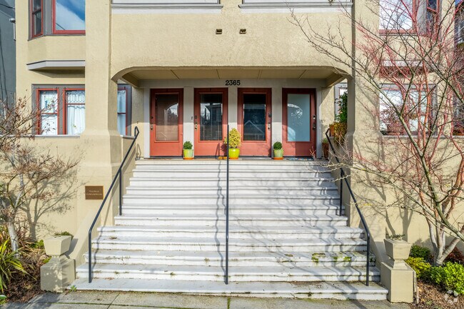 Entrance - Valencia Condominiums