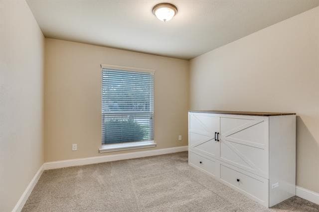 Building Photo - 1827 Lake Travis Dr