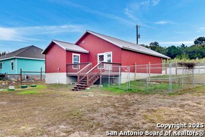 Building Photo - 2720 Golf Dr