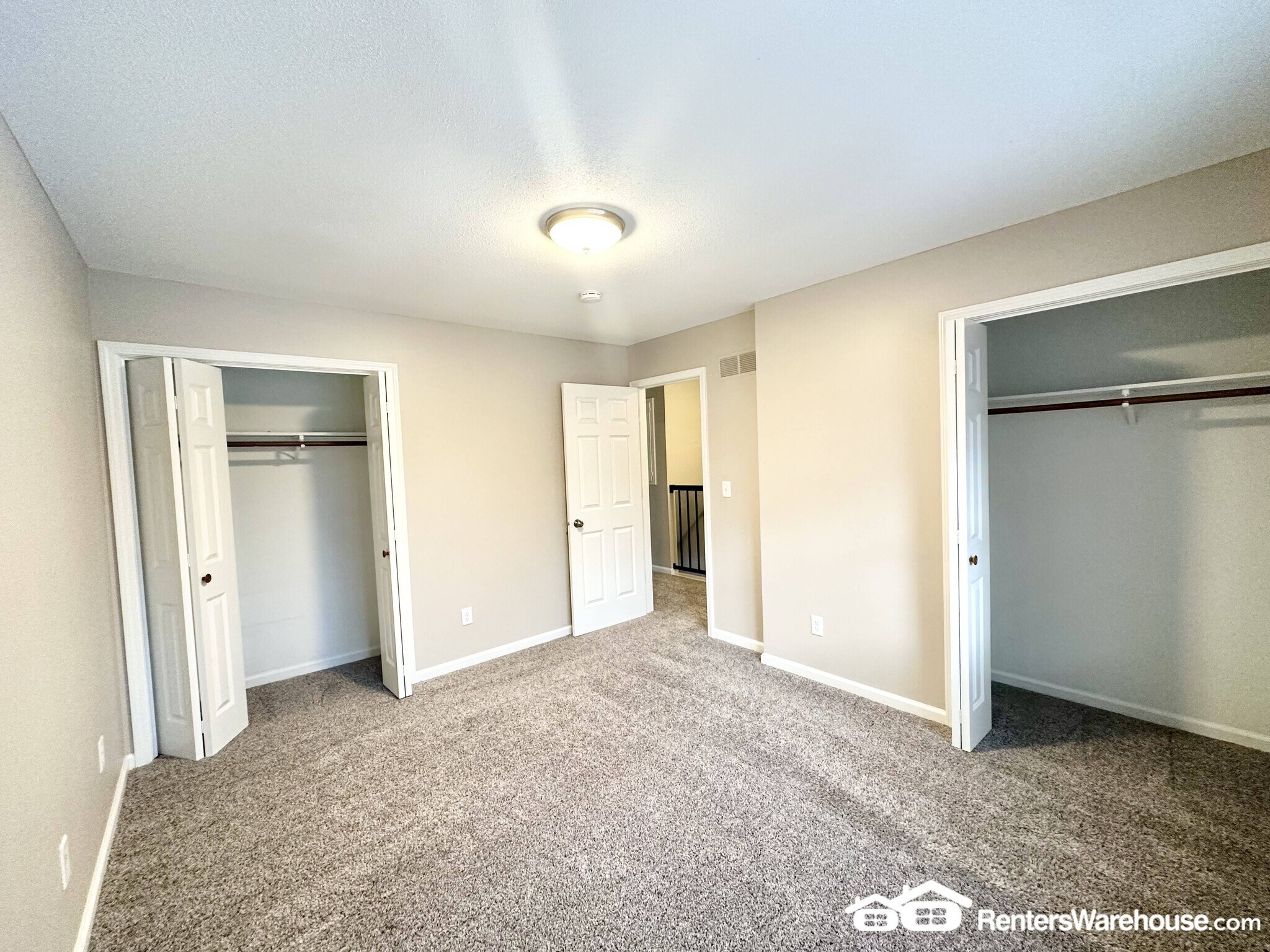 Building Photo - 4926 Madison Ave