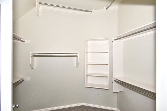 Building Photo - 18509 E 46th St