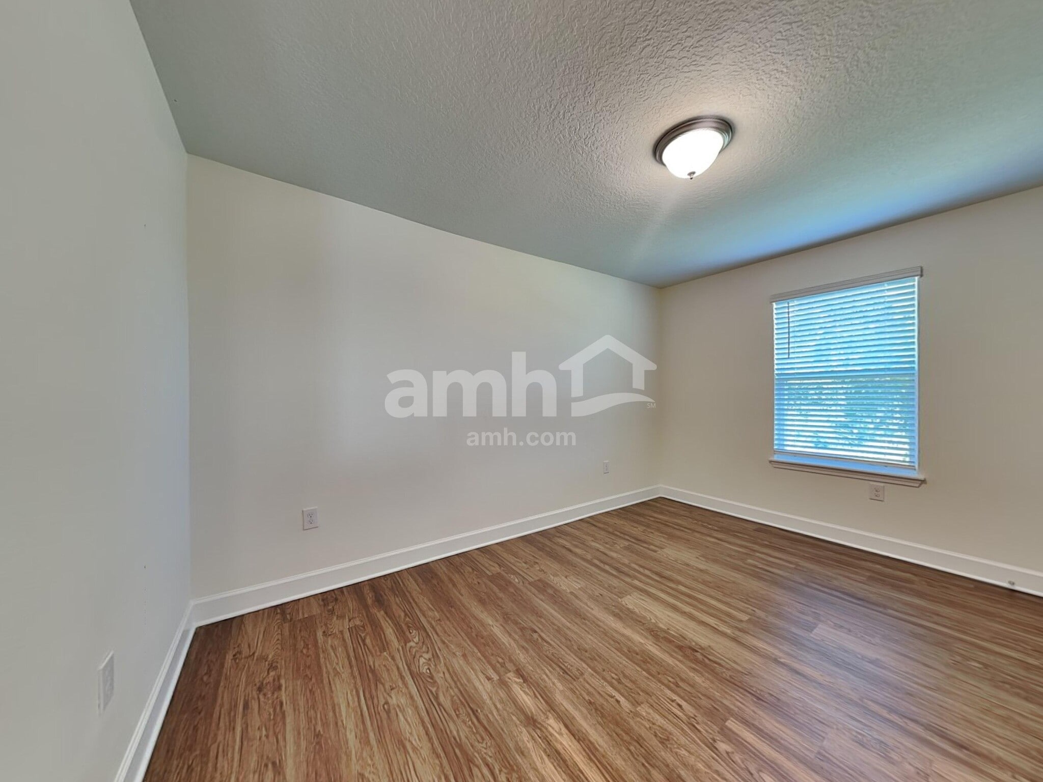 Building Photo - 6605 Hidden Rose Pl