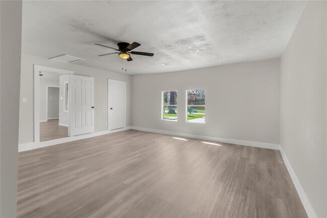 Building Photo - 7418 Wiley Rd