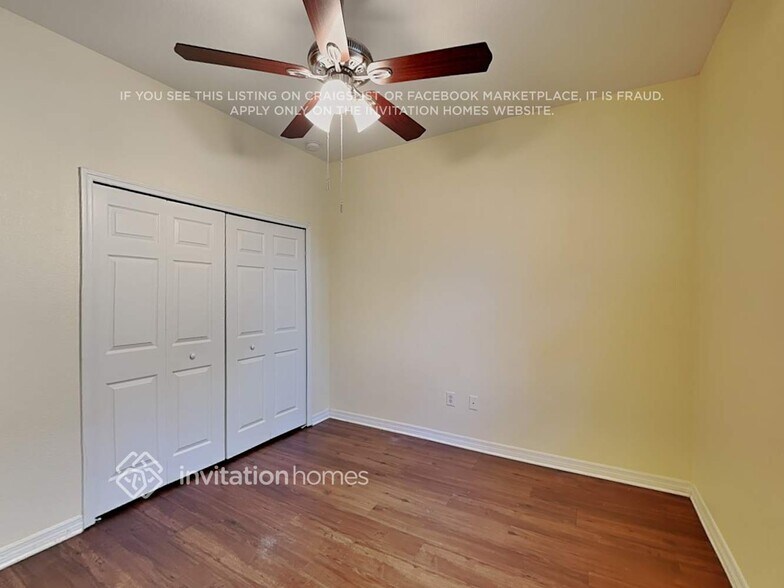 Building Photo - 3025 Dalhart Ave