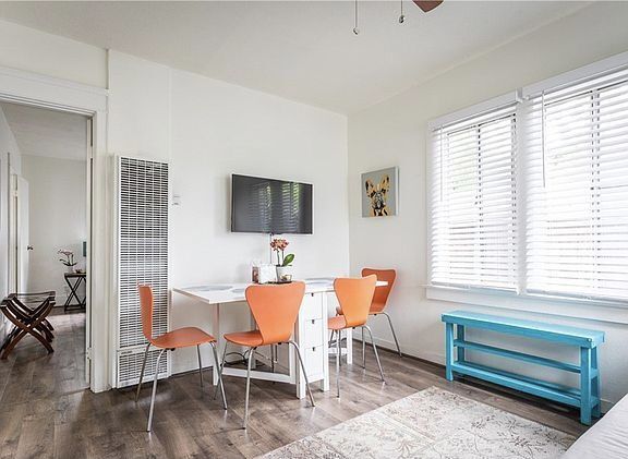 Building Photo - 1035 E 4th St APT C,Long Beach, CA 90802