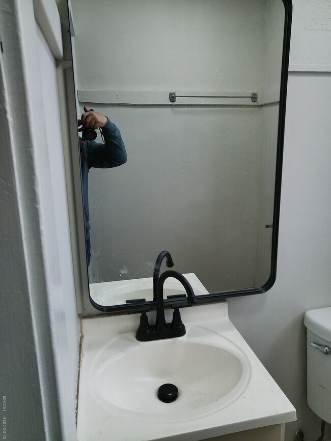 Building Photo - Newly Renovated 4BR Home – 2 Bathrooms – Spacious Layout