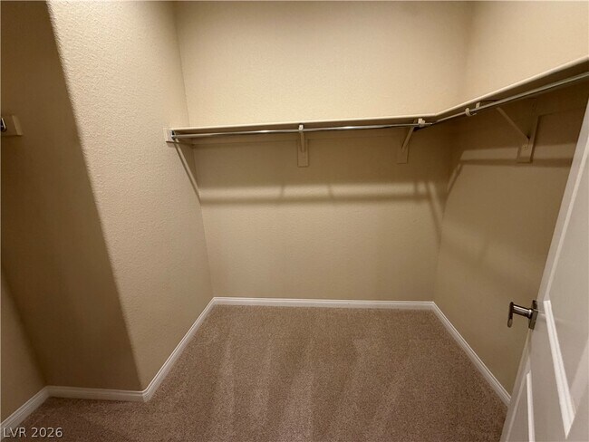 Building Photo - 1741 N Desert Foothills Dr