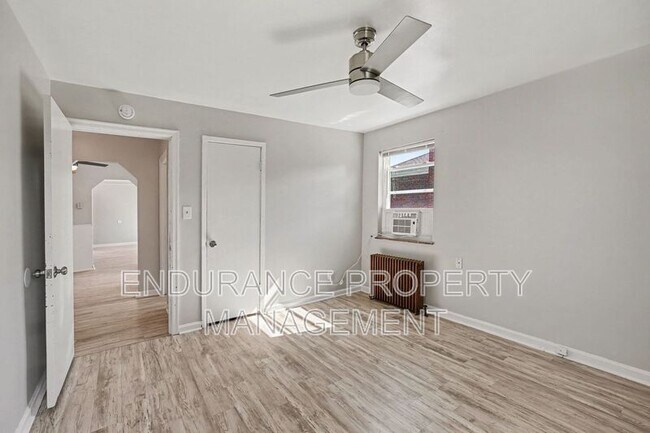 Building Photo - 629 Maple Dr