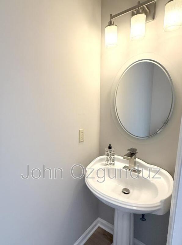 Building Photo - 804 Falling Wind Ct