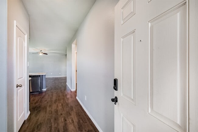 Building Photo - 20803 Remington Oaks Ct