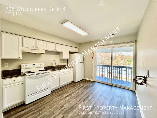 Building Photo - 208 Woodcreek Rd