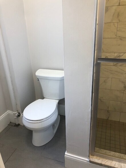 Building Photo - 81 Westland Ave