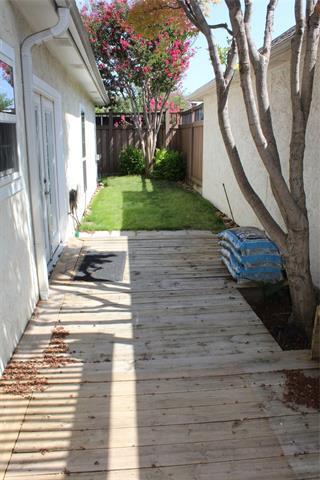 Building Photo - 18712 Voss Rd