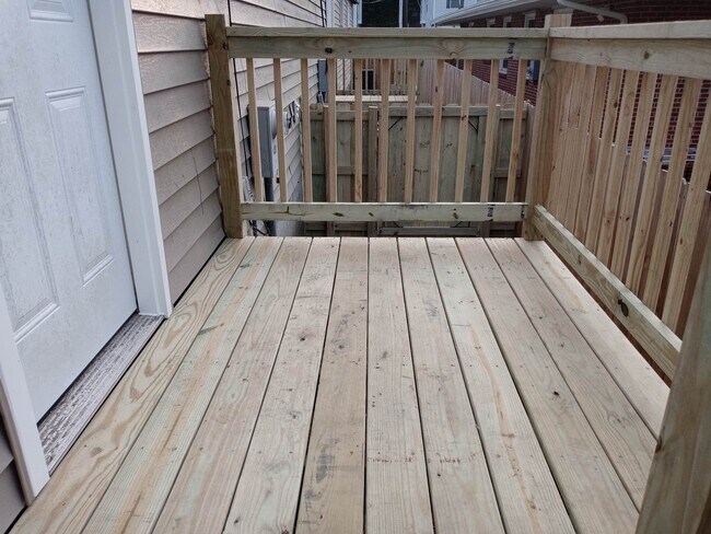 Building Photo - 440 N Oceana Blvd